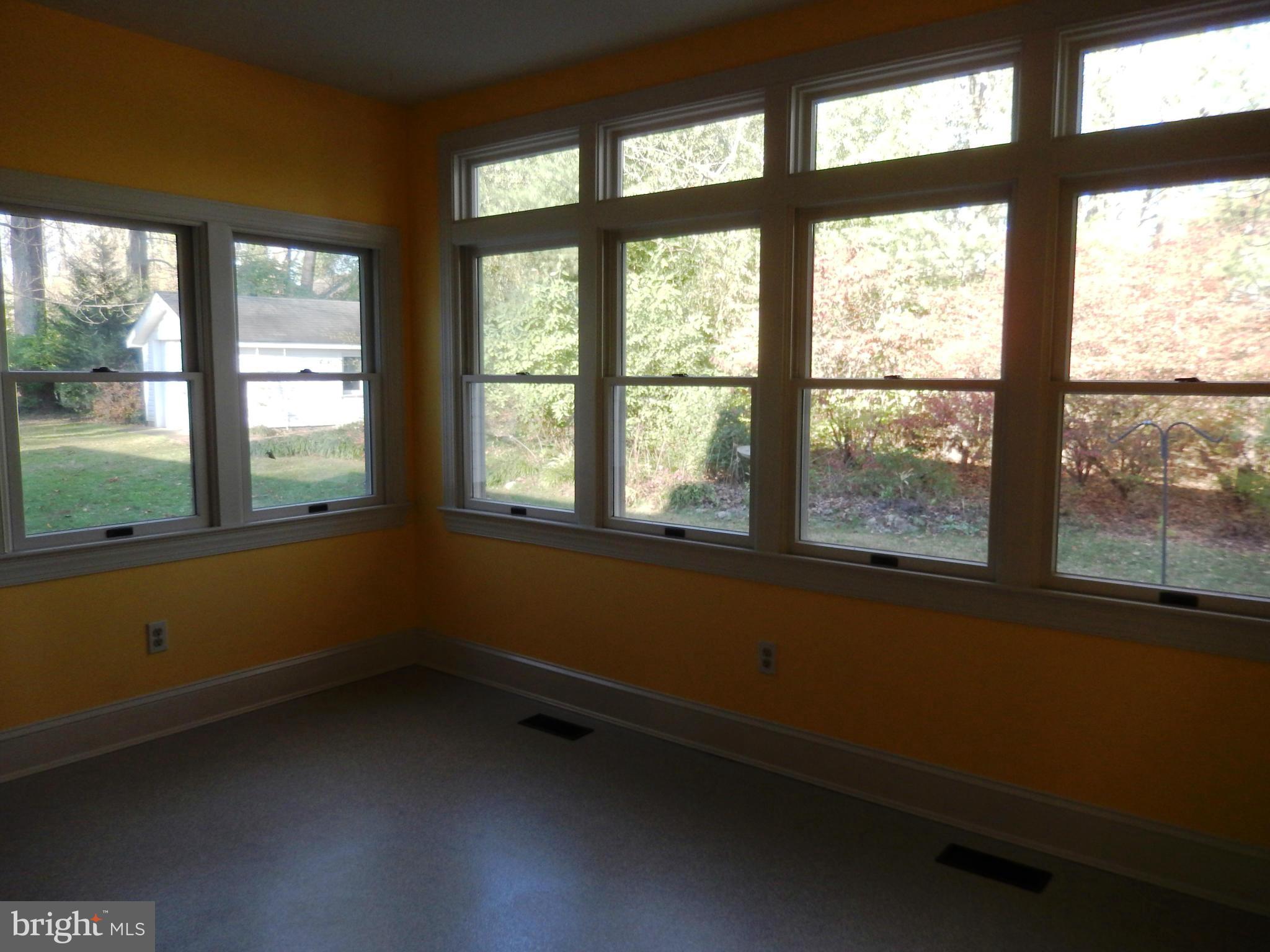 2722 Chain Bridge Road Vienna, VA 22181 - Photo 12 of 29 Kitchen