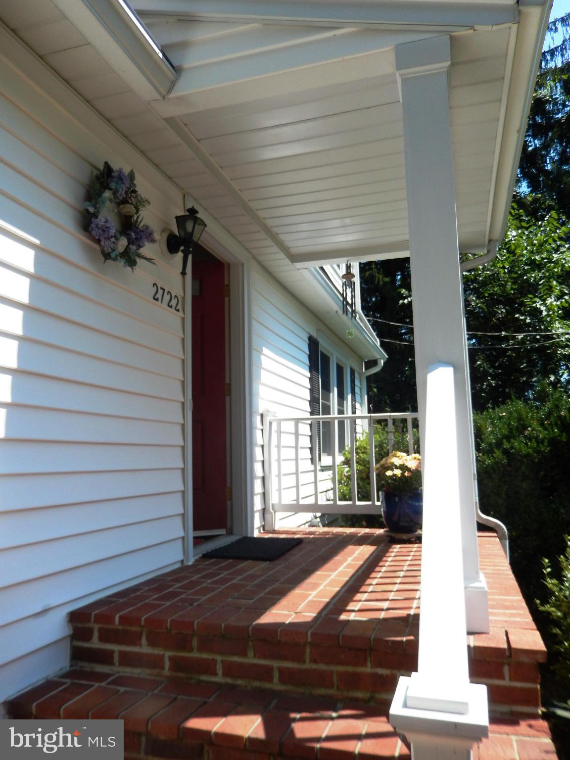 2722 Chain Bridge Road Vienna, VA 22181 - Photo 26 of 29 Exterior (Front)