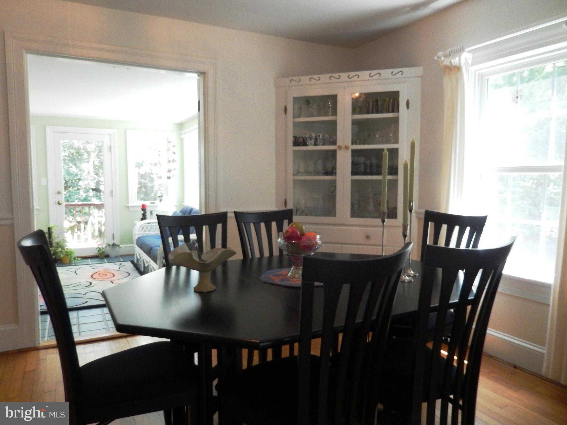 2722 Chain Bridge Road Vienna, VA 22181 - Photo 4 of 29 Dining Room