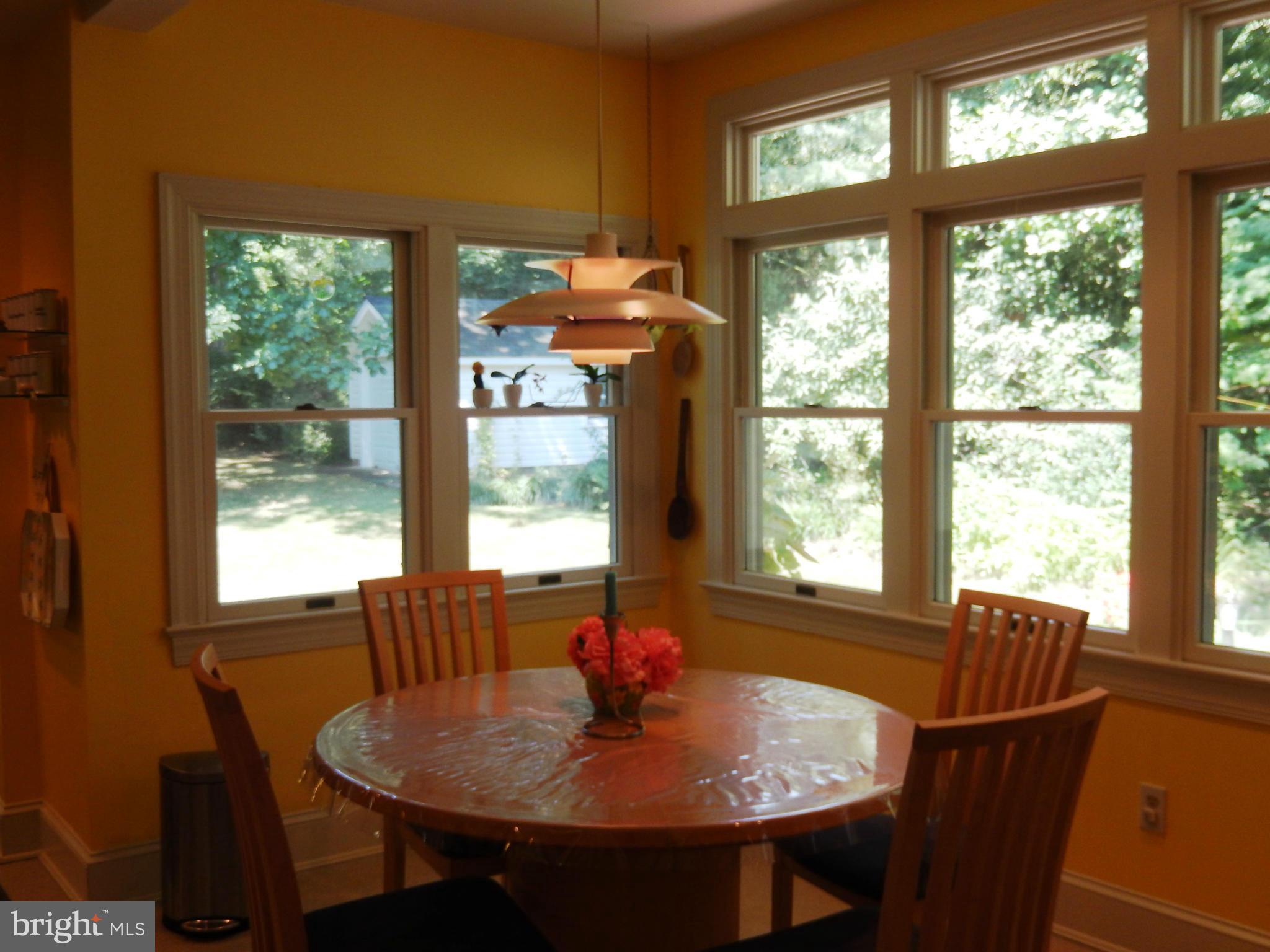 2722 Chain Bridge Road Vienna, VA 22181 - Photo 7 of 29 Kitchen