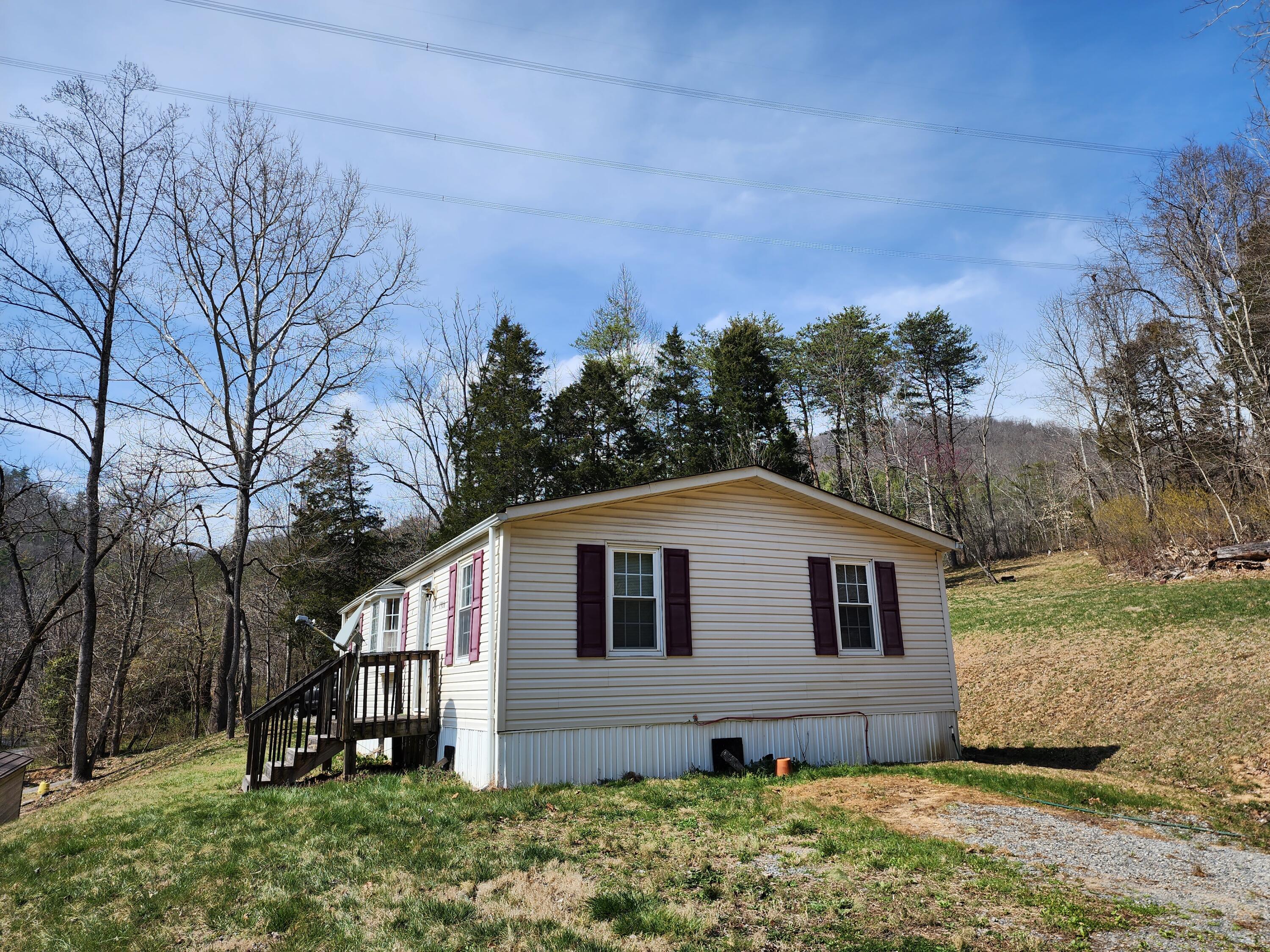 1926 Mt Pleasant Road Shawsville, VA 24162 - Photo 2 of 36 20230324_150321