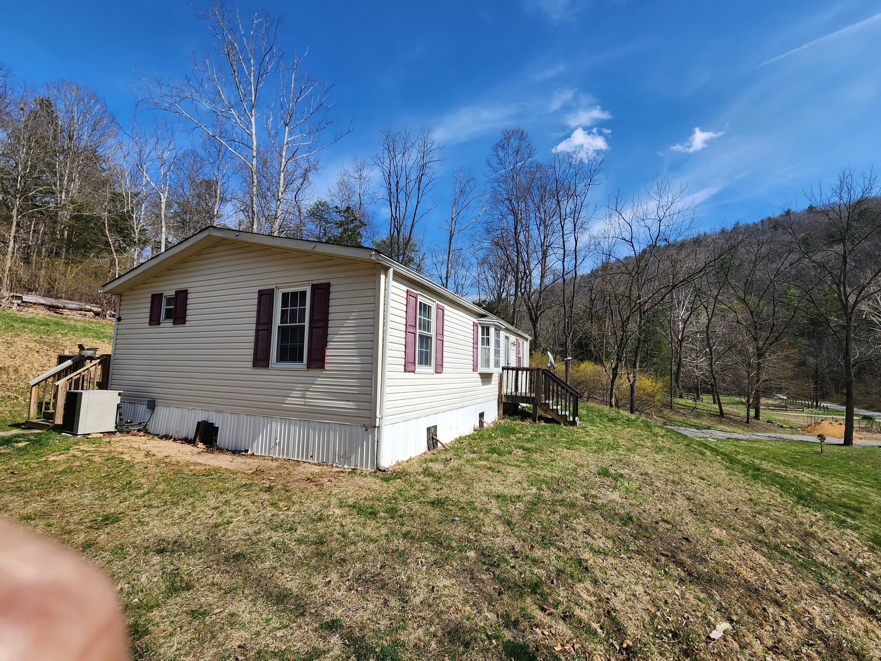 1926 Mt Pleasant Road Shawsville, VA 24162 - Photo 4 of 36 20230324_150359