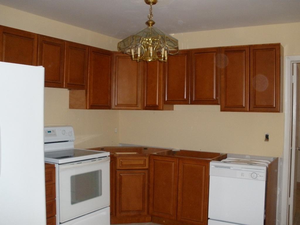 7680 Grove Road Lantana, FL 33462 - Photo 2 of 5 KITCHEN.jpg