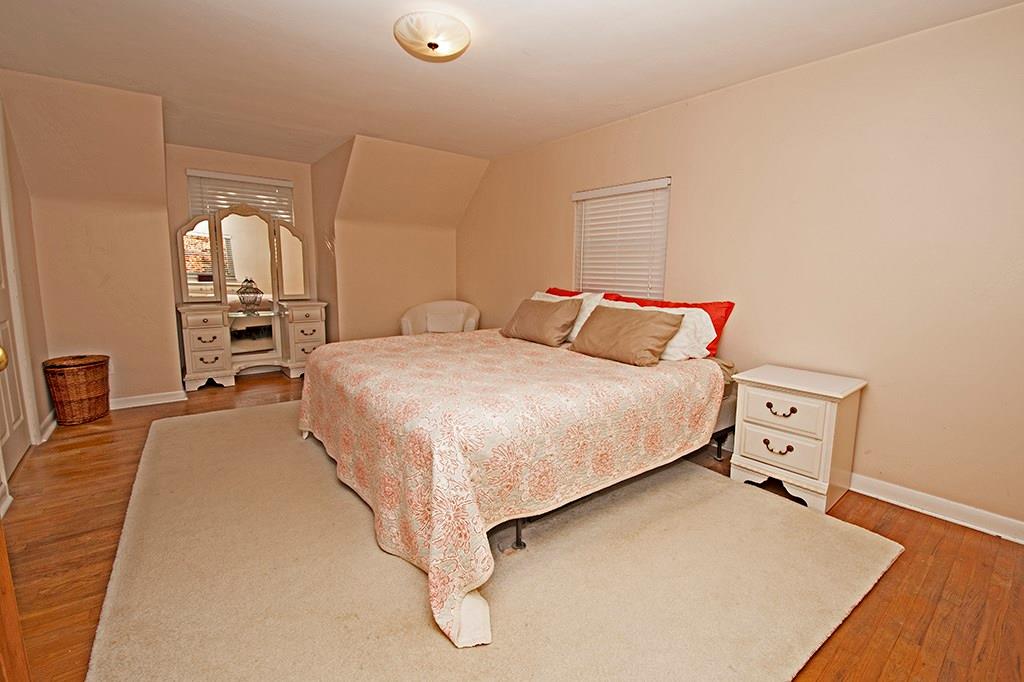 111 Deimling Road Pittsburgh, PA 15229 - Photo 14 of 19 Gallery Image 14
