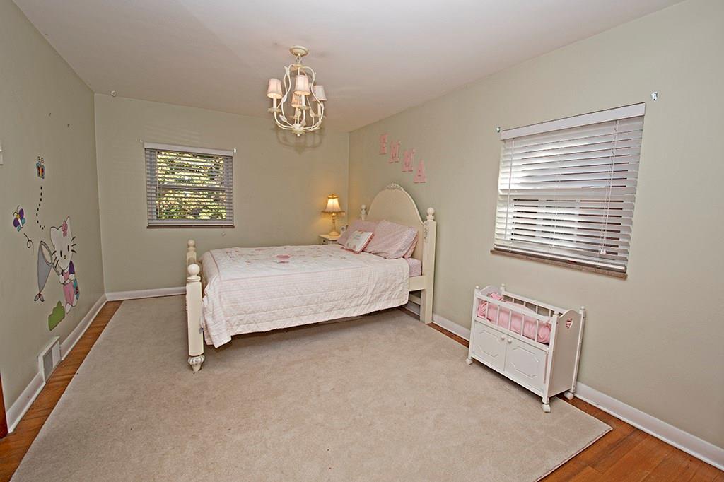 111 Deimling Road Pittsburgh, PA 15229 - Photo 15 of 19 Gallery Image 15
