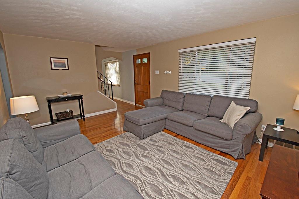 111 Deimling Road Pittsburgh, PA 15229 - Photo 5 of 19 Gallery Image 5