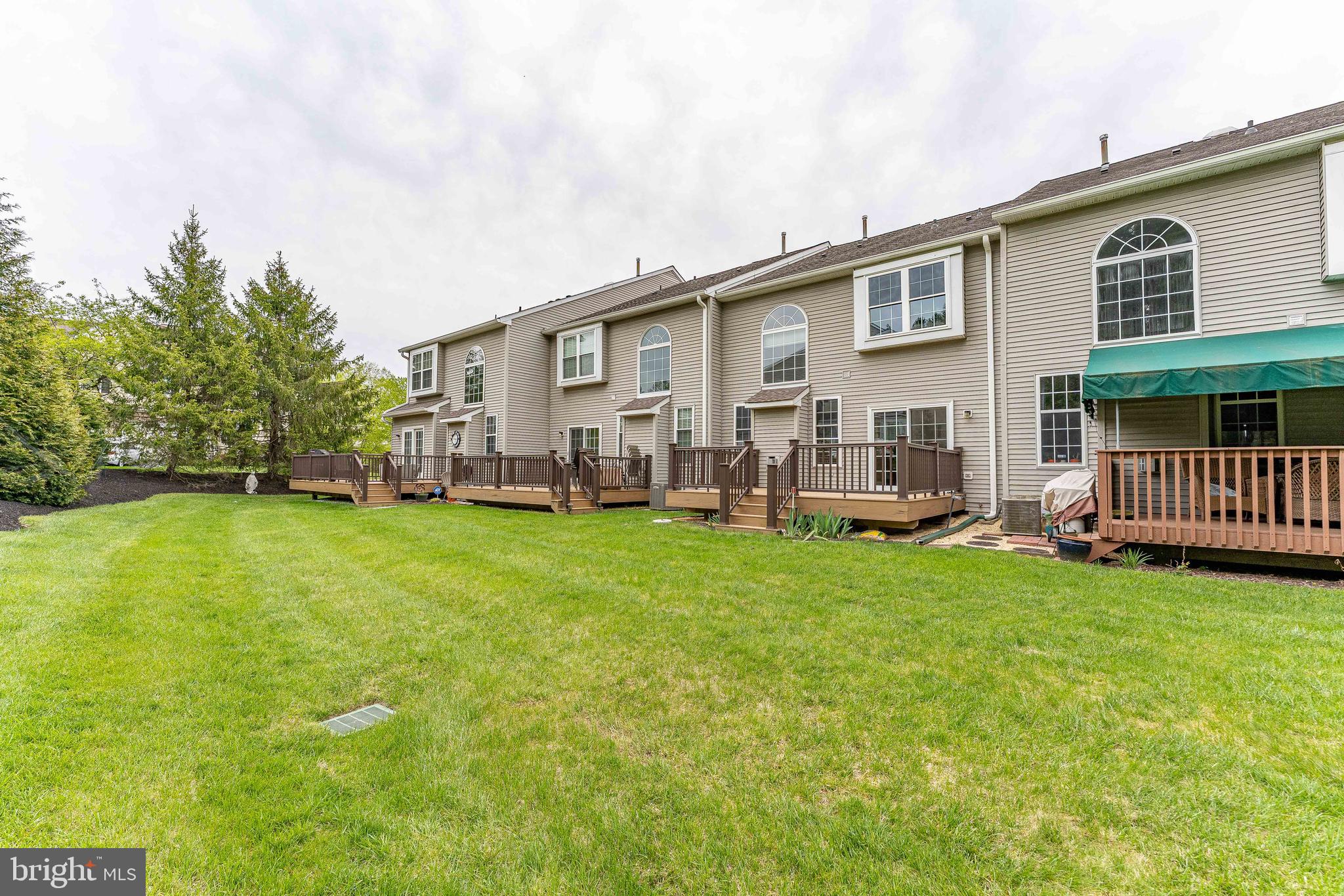 3403 Maplevale Circle Newtown Square, PA 19073 - Photo 6 of 52