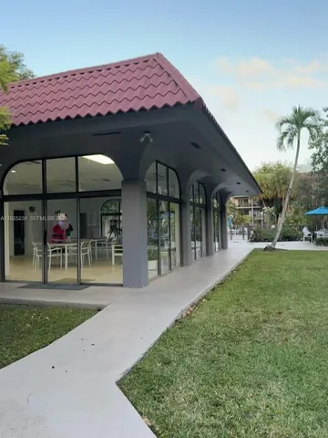 $2,100 | 8101 Southwest 72nd Avenue, Unit 312W, Miami, FL 33143