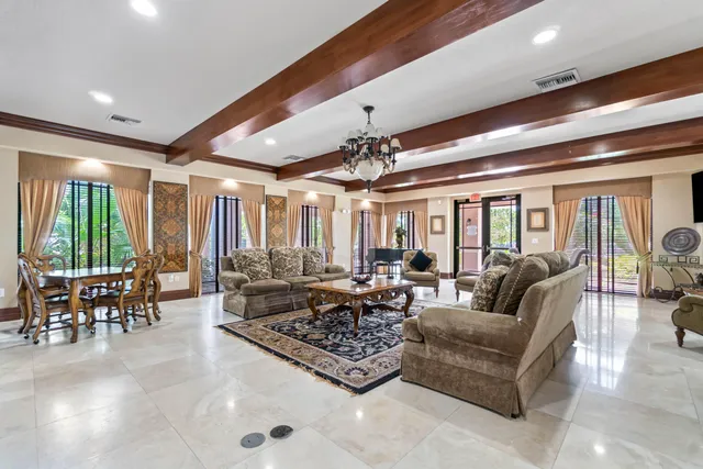 $1,900 | 2726 Anzio Court, Unit 308, Palm Beach Gardens, FL 33410