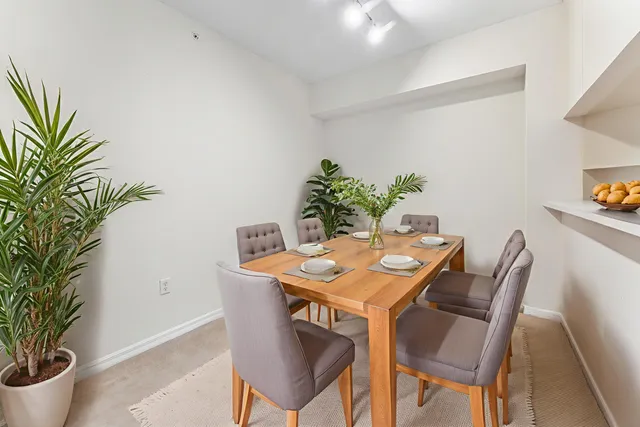 $1,900 | 2726 Anzio Court, Unit 308, Palm Beach Gardens, FL 33410