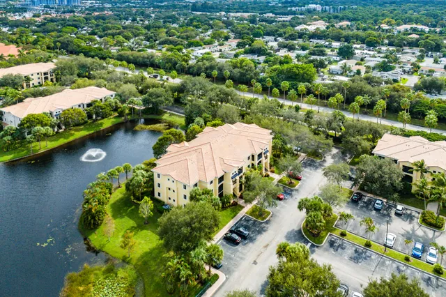 $1,900 | 2726 Anzio Court, Unit 308, Palm Beach Gardens, FL 33410
