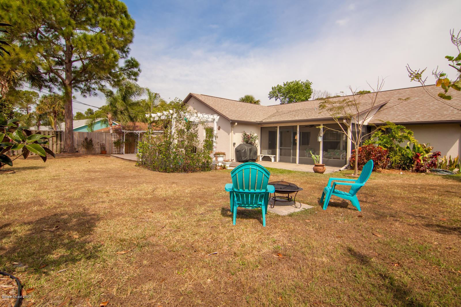 640 Crowberry Road Northeast Palm Bay, FL 32907 - Photo 16 of 16 Backyard