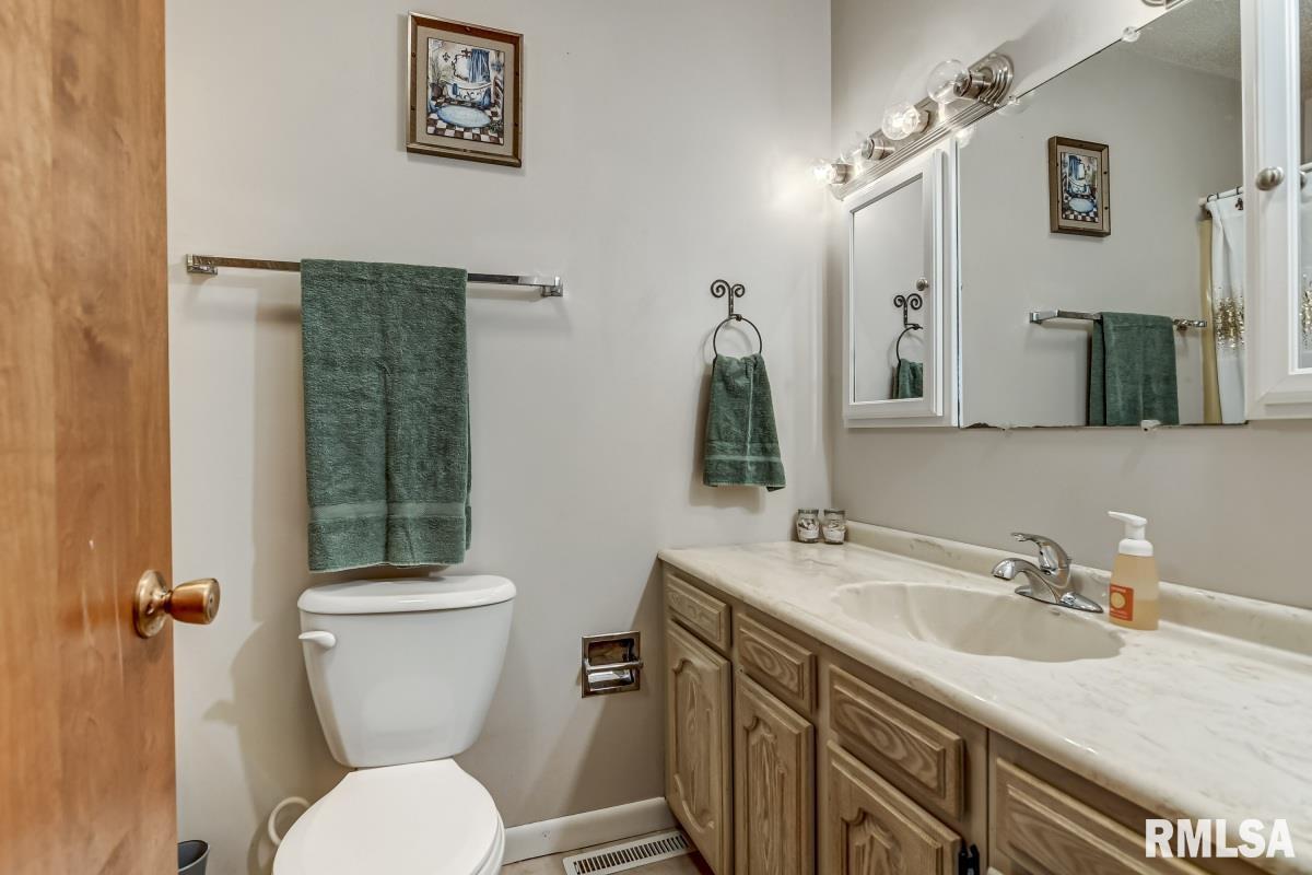 5423 Old Jacksonville Road Springfield, IL 62711 - Photo 20 of 46 Gallery Image 20