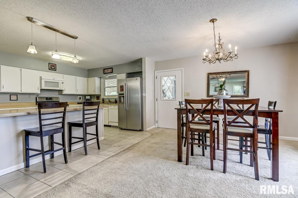 5423 Old Jacksonville Road Springfield, IL 62711 - Photo 10 of 46 Gallery Image 10