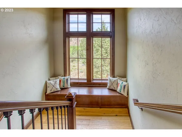 $1,899,000 | 15905 South W Wooden Trestle Court, Powell Butte, OR 97753