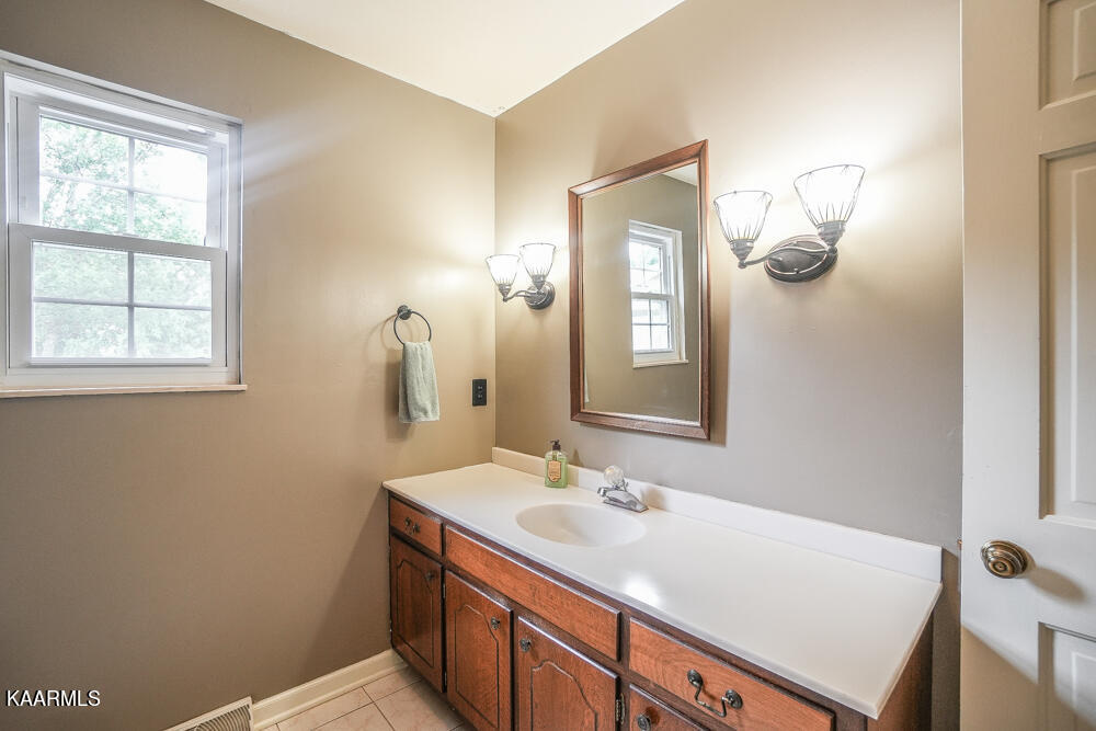 1307 Clendenen Road Maryville, TN 37801 - Photo 29 of 58 DSC07386