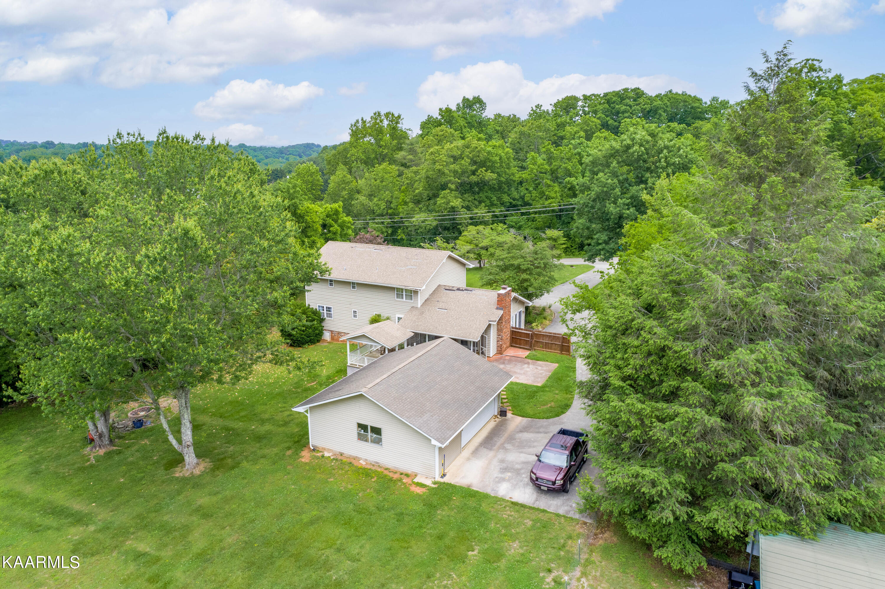1307 Clendenen Road Maryville, TN 37801 - Photo 3 of 58 1307 Clendenen Rd-2