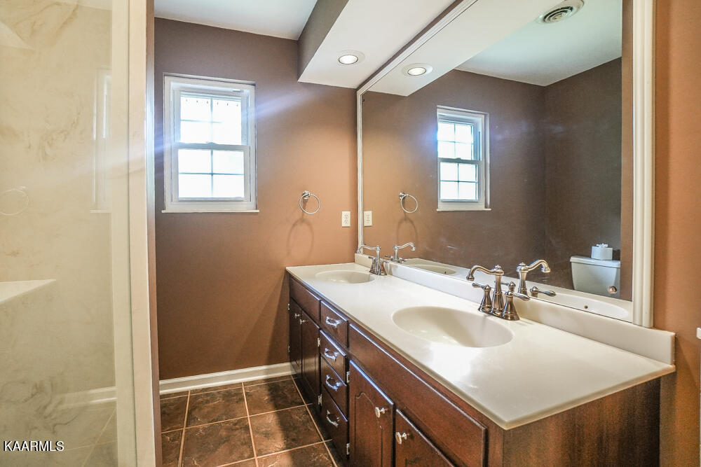 1307 Clendenen Road Maryville, TN 37801 - Photo 38 of 58 DSC07395