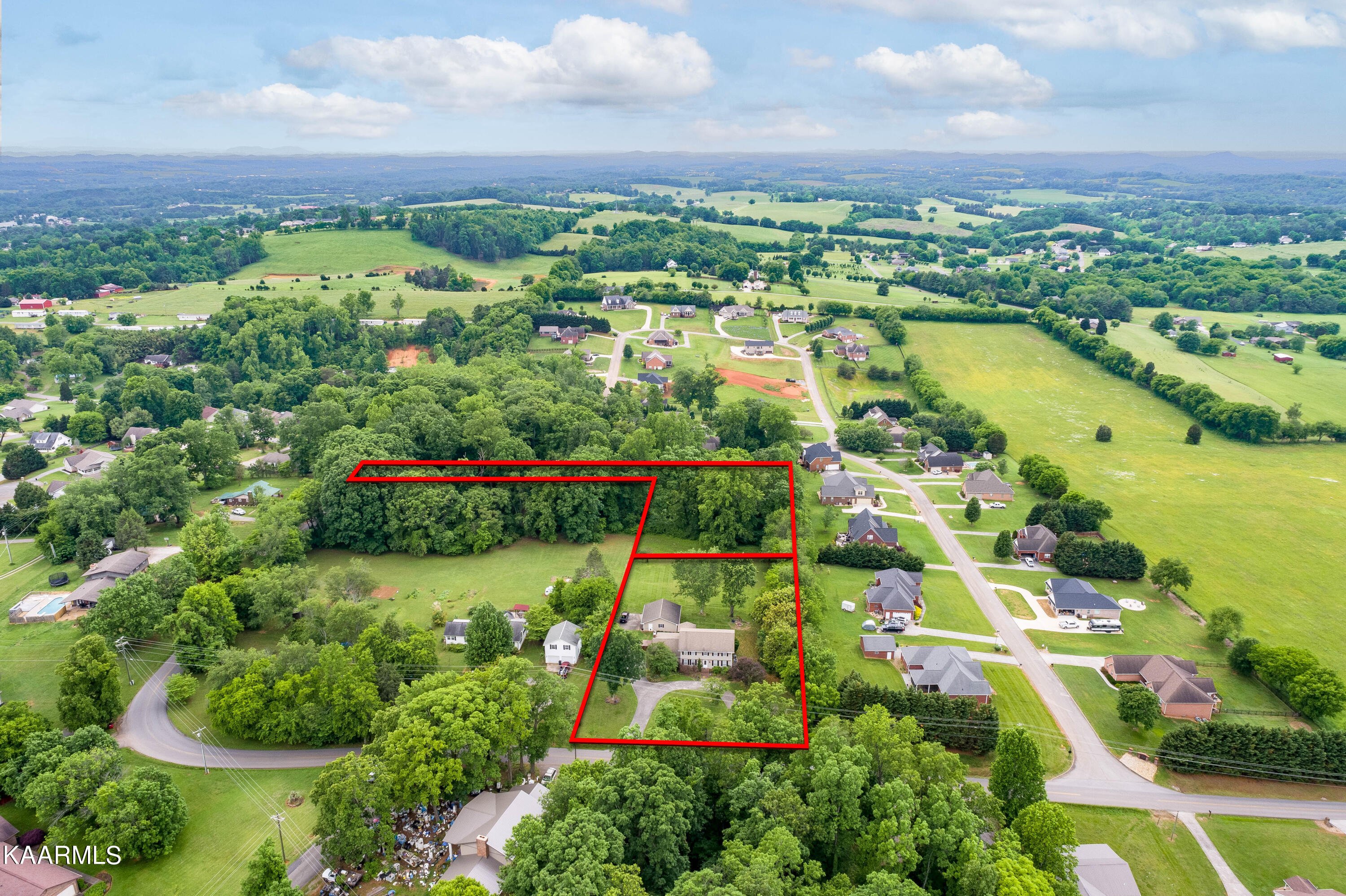 1307 Clendenen Road Maryville, TN 37801 - Photo 4 of 58 1307 Clendenen Rd-5