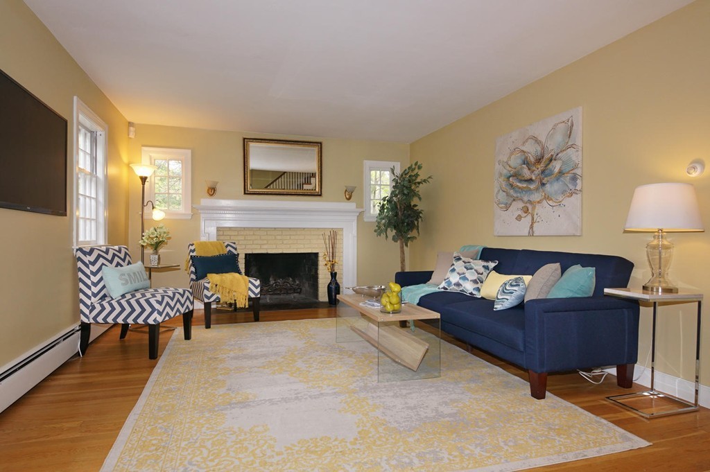30 Old Colony Road Arlington, MA 02474 - Photo 3 of 22