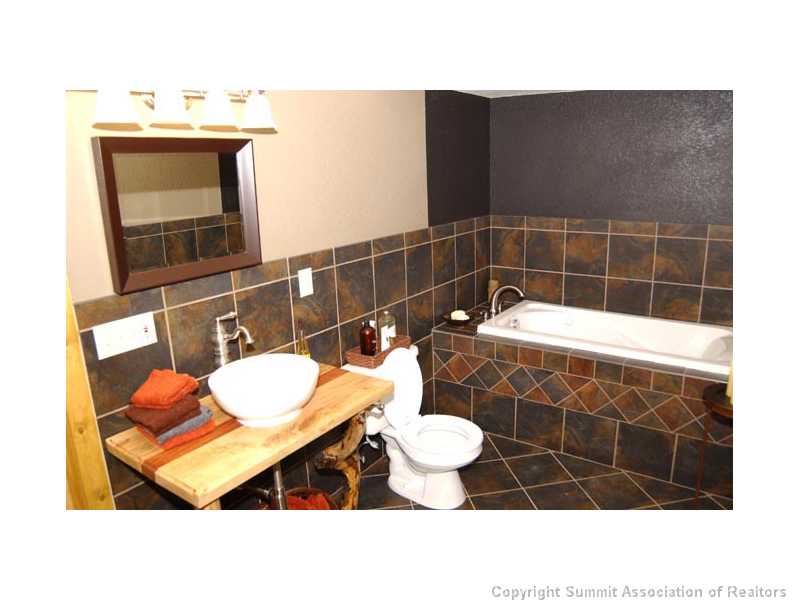4211 Ranch Road Hartsel, CO 80449 - Photo 17 of 21 Master Bath/Spa.