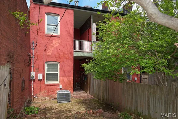 $220,000 | 1226 Sidney Street, St. Louis, MO 63104