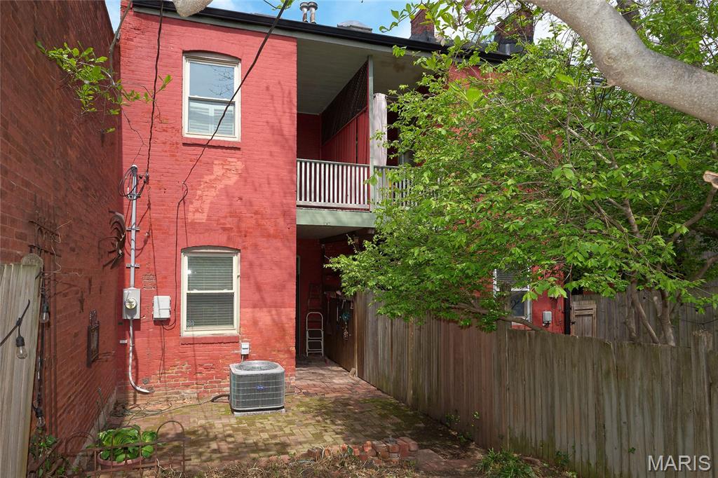 1226 Sidney Street St. Louis, MO 63104 - Photo 18 of 21