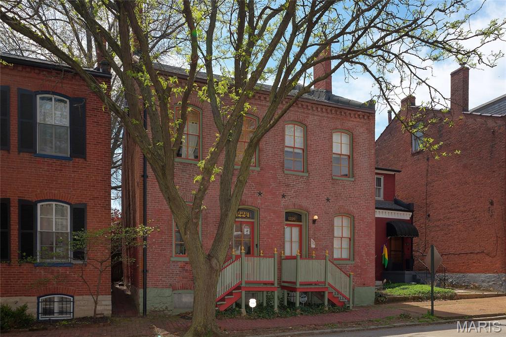 1226 Sidney Street St. Louis, MO 63104 - Photo 2 of 21