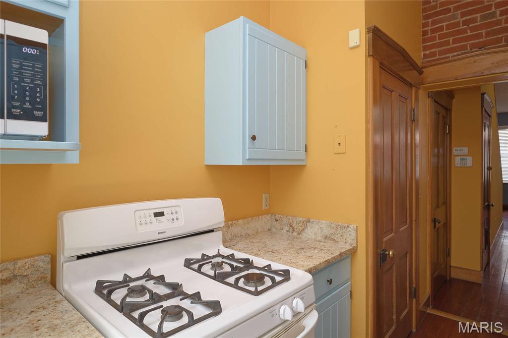 1226 Sidney Street St. Louis, MO 63104 - Photo 7 of 21