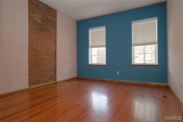 $220,000 | 1226 Sidney Street, St. Louis, MO 63104