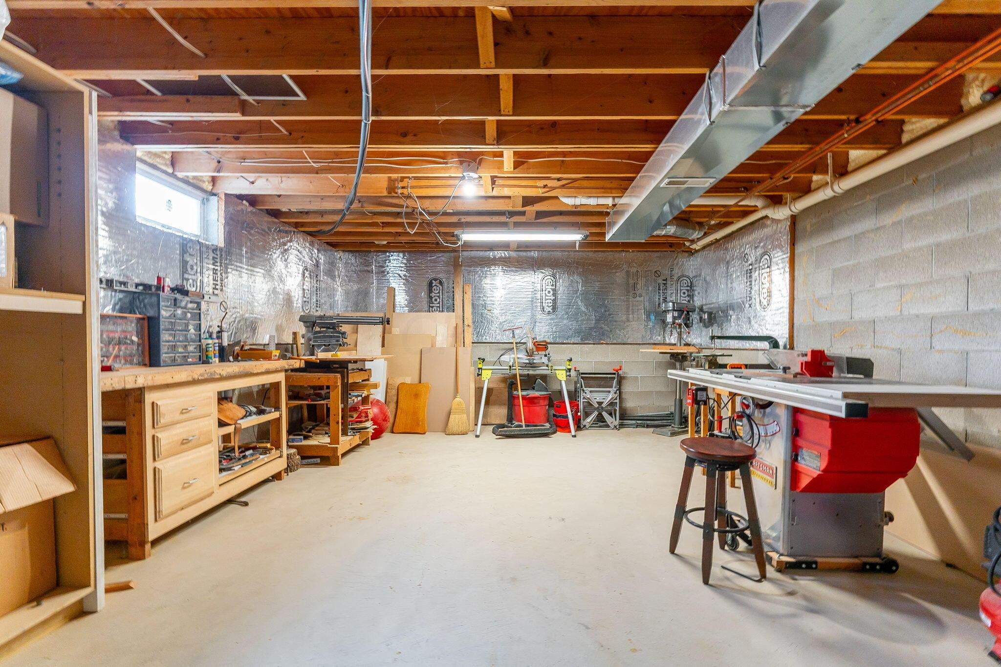 7995 Rodebaugh Road Reynoldsburg, OH 43068 - Photo 47 of 67 Workshop, storage or finish for more space!