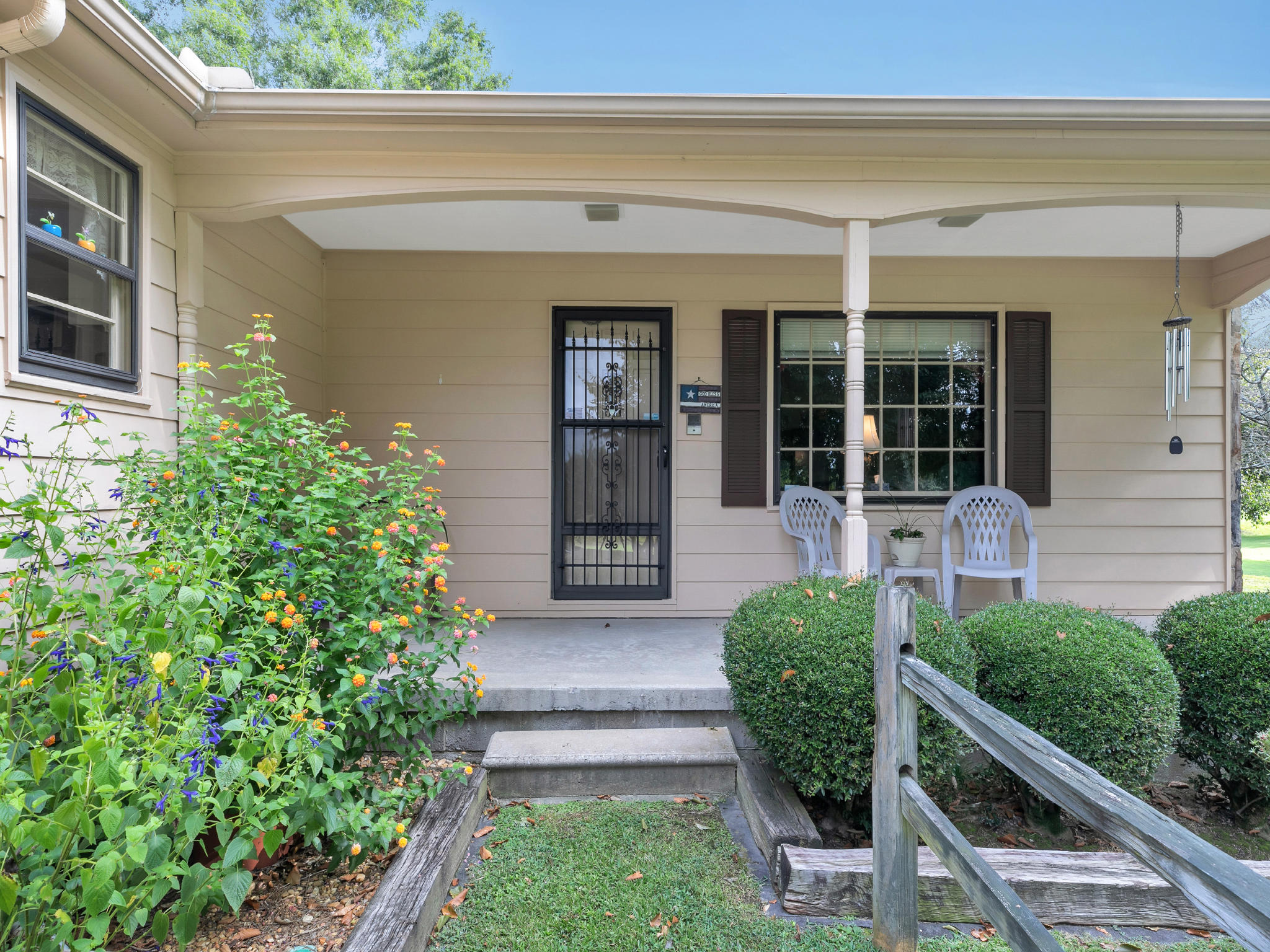 374 West Broadacre Road Northwest Dalton, GA 30721 - Photo 5 of 29 849A6364