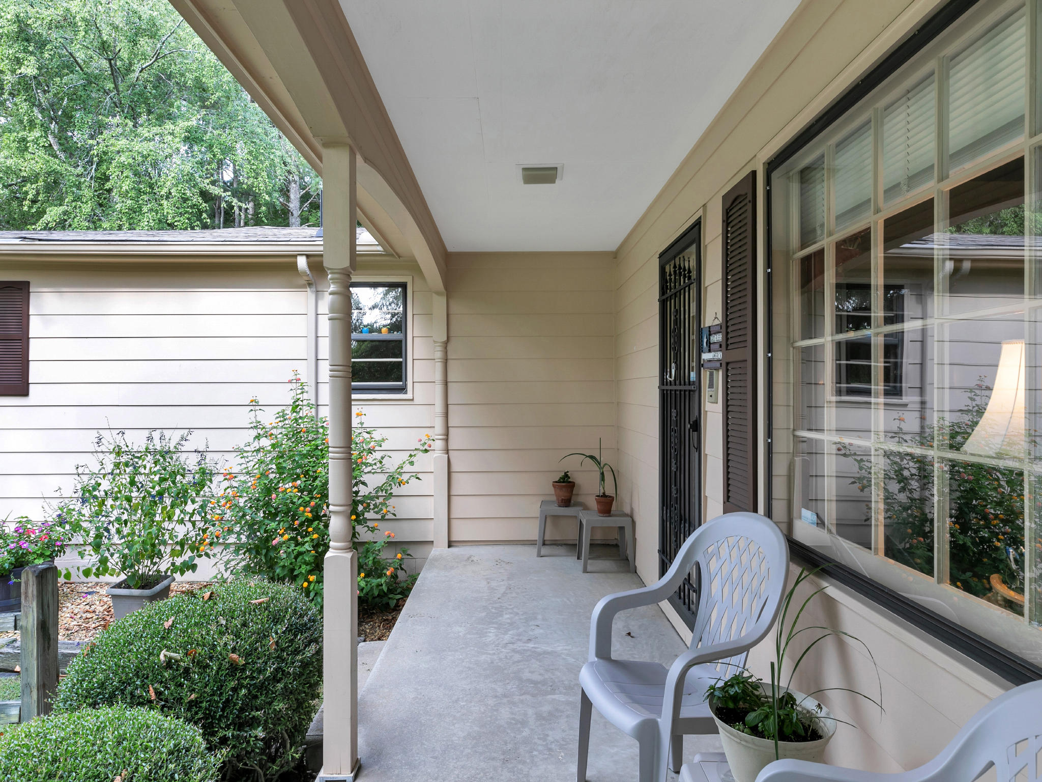 374 West Broadacre Road Northwest Dalton, GA 30721 - Photo 7 of 29 849A6376