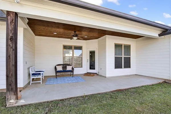 $325,000 | 505 Hempstead Circle, Benton, LA 71006