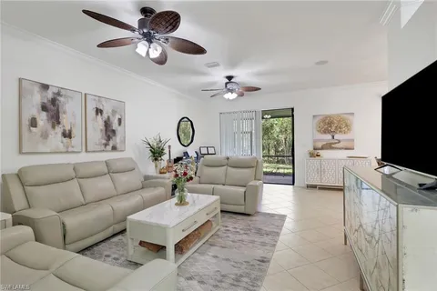 $425,000 | 14645 Sutherland Avenue, Unit 87, Naples, FL 34119