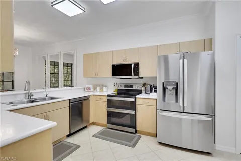 $425,000 | 14645 Sutherland Avenue, Unit 87, Naples, FL 34119