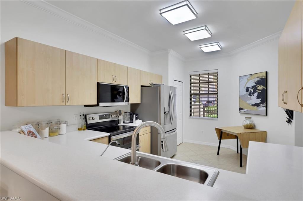 14645 Sutherland Avenue, Unit 87 Naples, FL 34119 - Photo 8 of 38