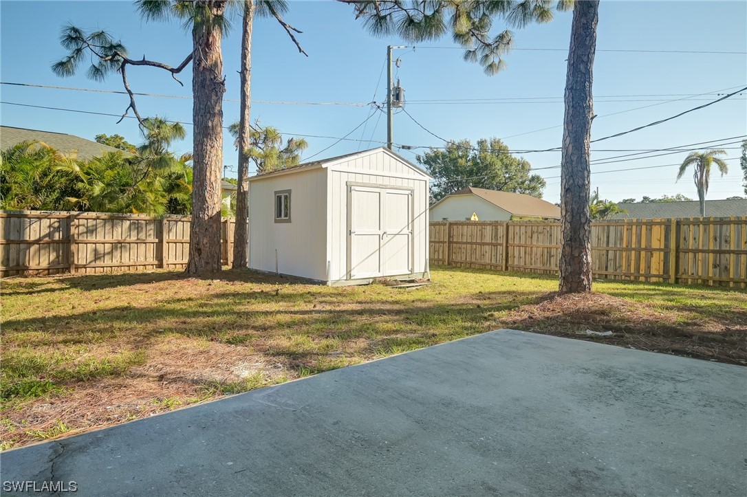 9225 Temple Road East Fort Myers, FL 33967 - Photo 19 of 30 Gallery Image 19
