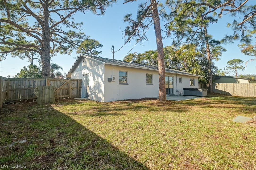 9225 Temple Road East Fort Myers, FL 33967 - Photo 22 of 30 Gallery Image 22