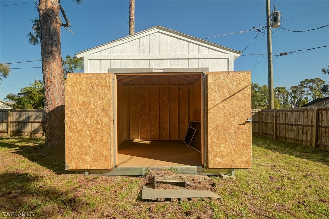 9225 Temple Road East Fort Myers, FL 33967 - Photo 23 of 30 Gallery Image 23