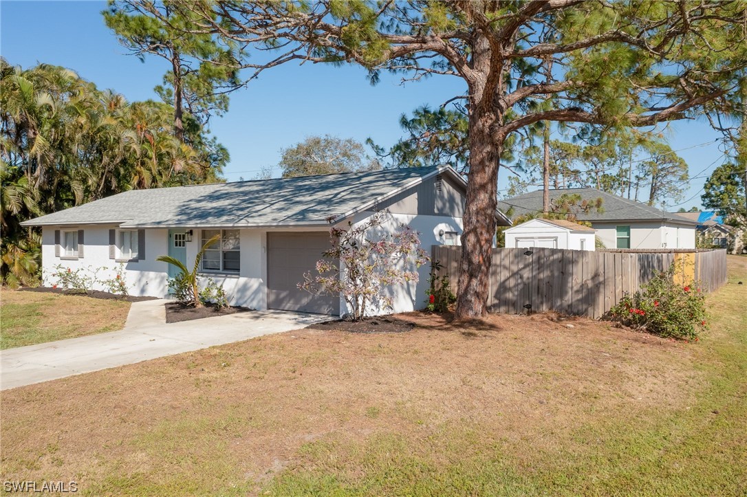 9225 Temple Road East Fort Myers, FL 33967 - Photo 25 of 30 Gallery Image 25