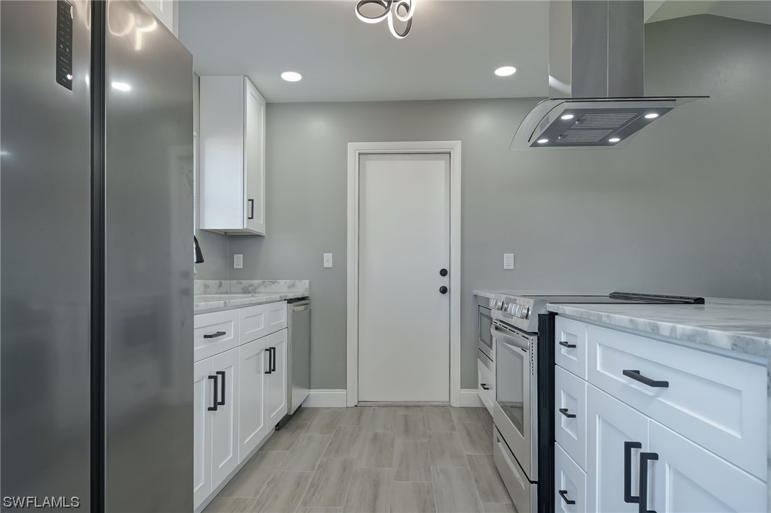 9225 Temple Road East Fort Myers, FL 33967 - Photo 6 of 30 Gallery Image 6