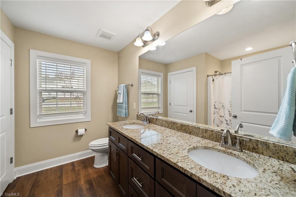 202 Oak Ridge Drive Archdale, NC 27263 - Photo 20 of 33 Primary Bathroom with walk in shower