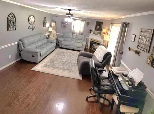 $425,000 | 206 State Avenue, Lawrenceburg, TN 38464