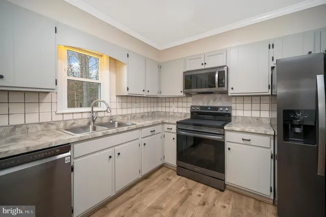 $369,900 | 47 Ocala Lane, Fredericksburg, VA 22408