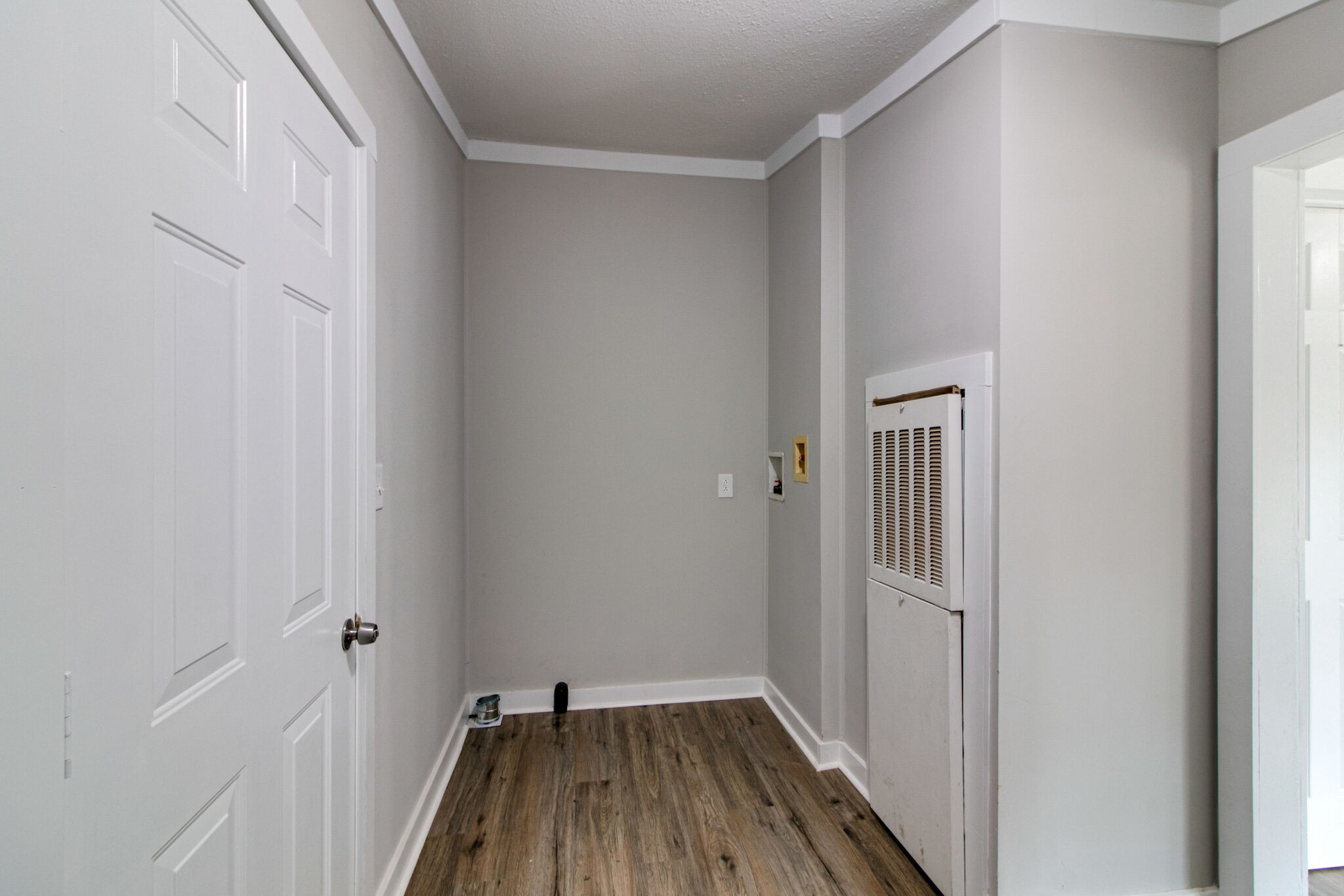 1339 Edmenson Road Clarksville, TN 37040 - Photo 13 of 29 Gallery Image 13