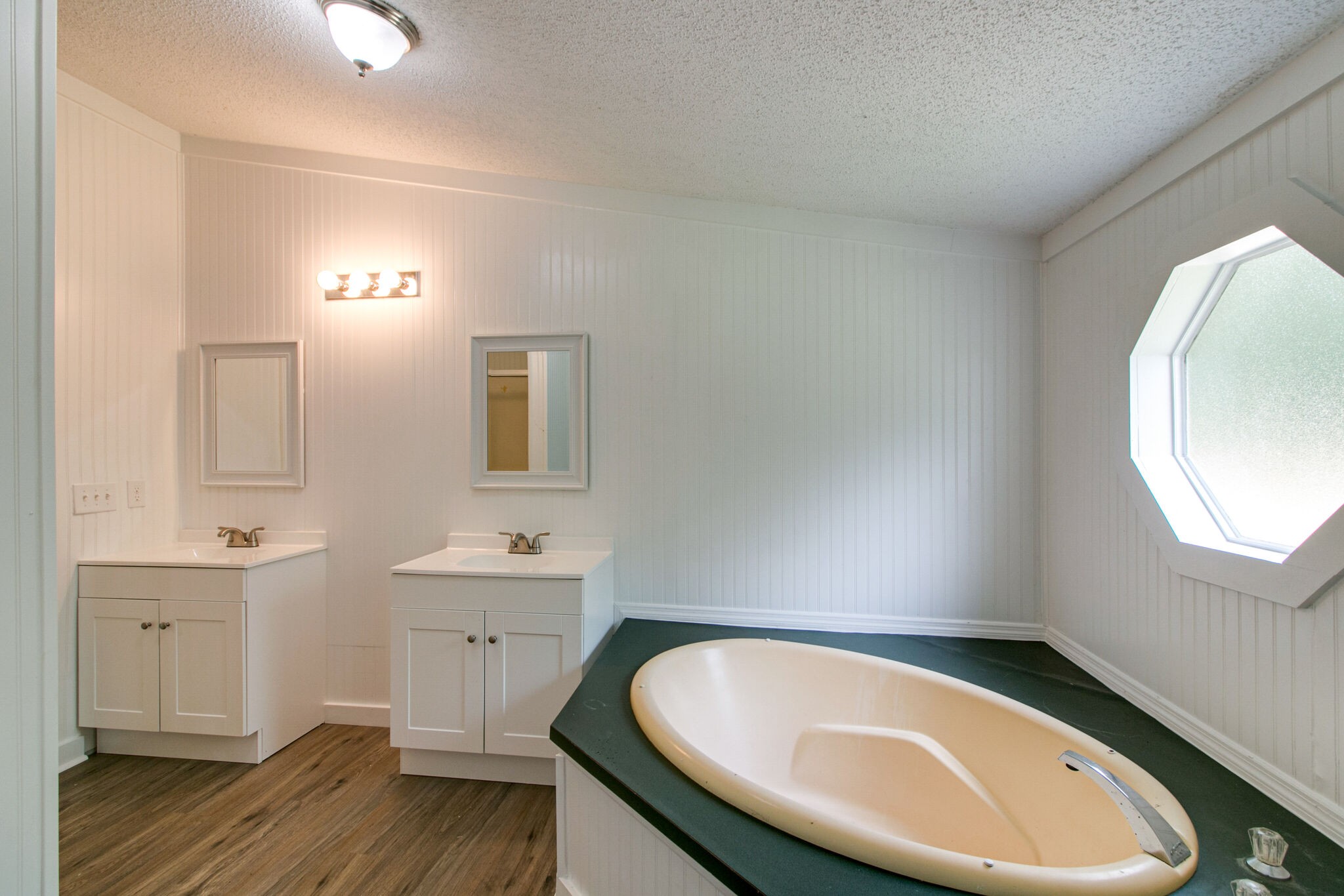 1339 Edmenson Road Clarksville, TN 37040 - Photo 24 of 29 Gallery Image 24