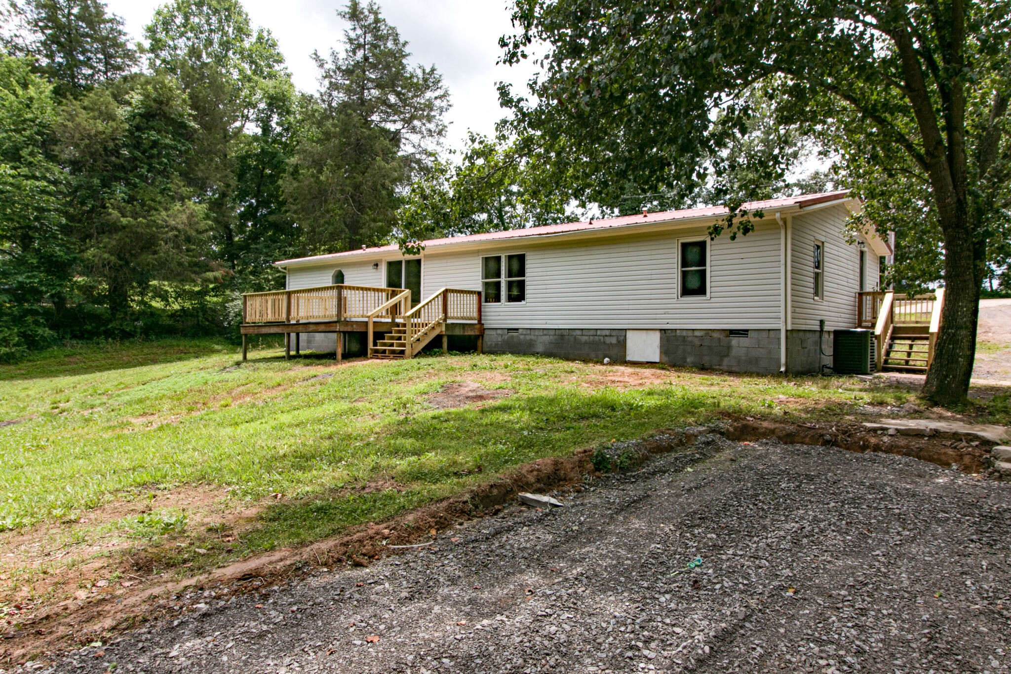 1339 Edmenson Road Clarksville, TN 37040 - Photo 27 of 29 Gallery Image 27