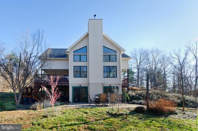 38774 Lime Kiln Road Leesburg, VA 20175 - Photo 18 of 30 Exterior (Rear)