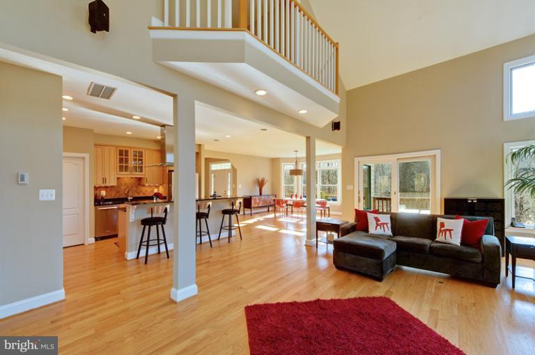 38774 Lime Kiln Road Leesburg, VA 20175 - Photo 23 of 30 Family Room balcony overlook